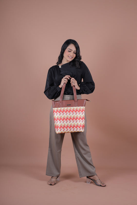 RUBIK Tidal Wave Print Everyday Shoulder Bag